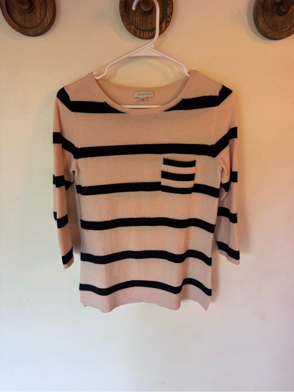 Garnet Hill 100% Cashmere Cream & Black Striped Women’s Sweater size XS
